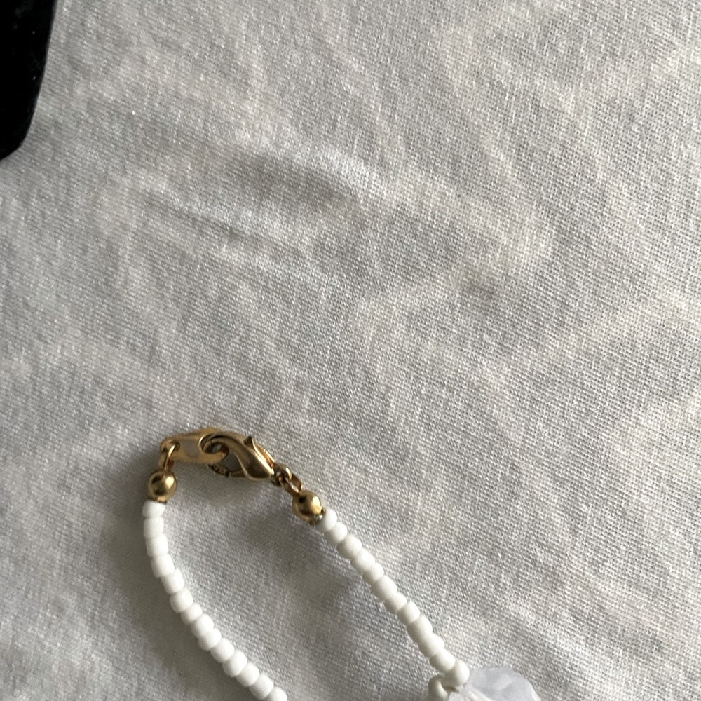 White Beaded Statement Necklace. - image 3